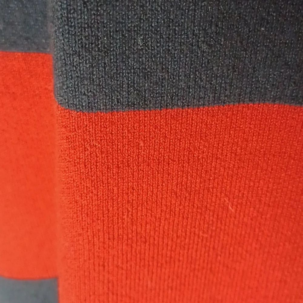 ❤ LIKE NEW Tommy Hilfiger sweater dress in a size small 💙 - Picture 7 of 12